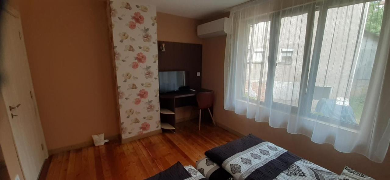 Апартамент Гето - 2 Комфорт Belogradchik Exterior foto